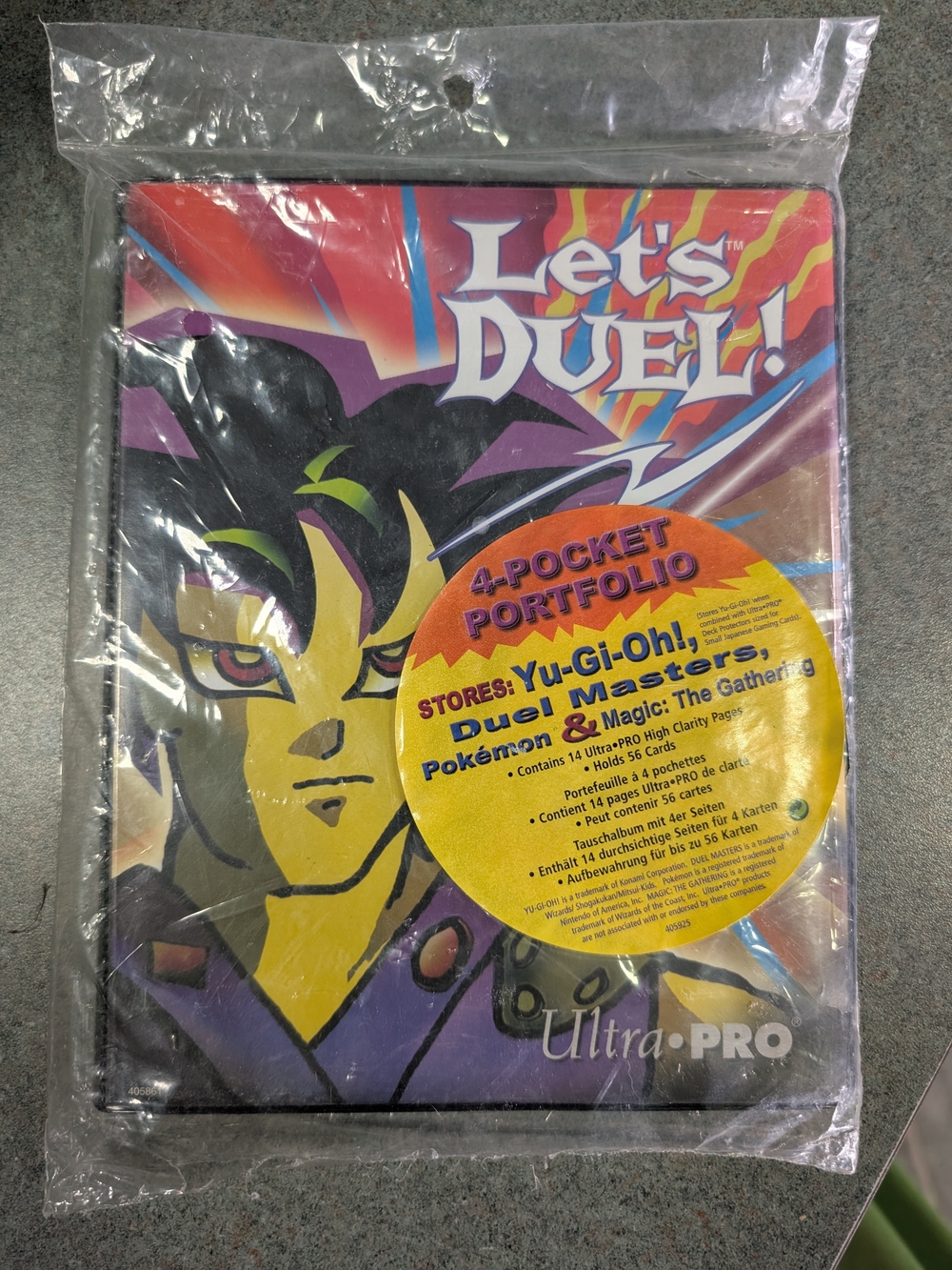 Ultra PRO Let's Duel 4-Pocket Card Portfolio - Multicolor